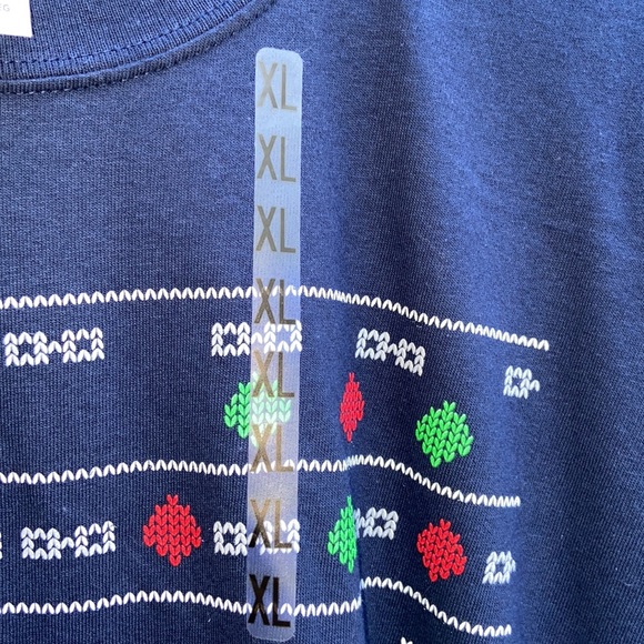 Holiday cheers tshirt with elves size xl NWT navy ugly Christmas tshirt - Picture 3 of 5